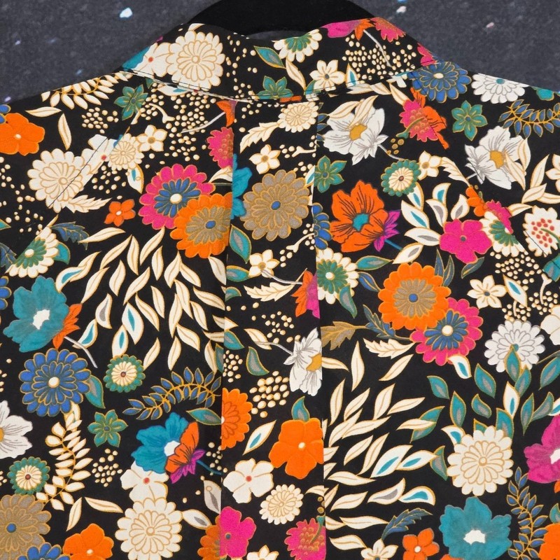 Status by Chenault M Black Multi Floral Button up Blouse Relaxed Fit MSRP $68 gallery