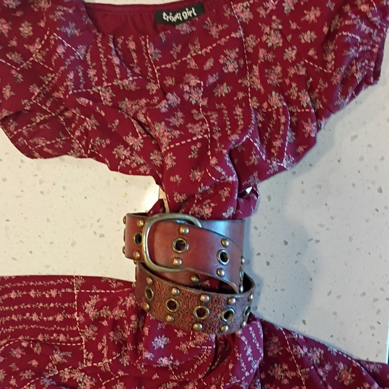 Trixy Girl Women's S Burgundy/White Floral Square Neck Blouson Dress Belt gallery
