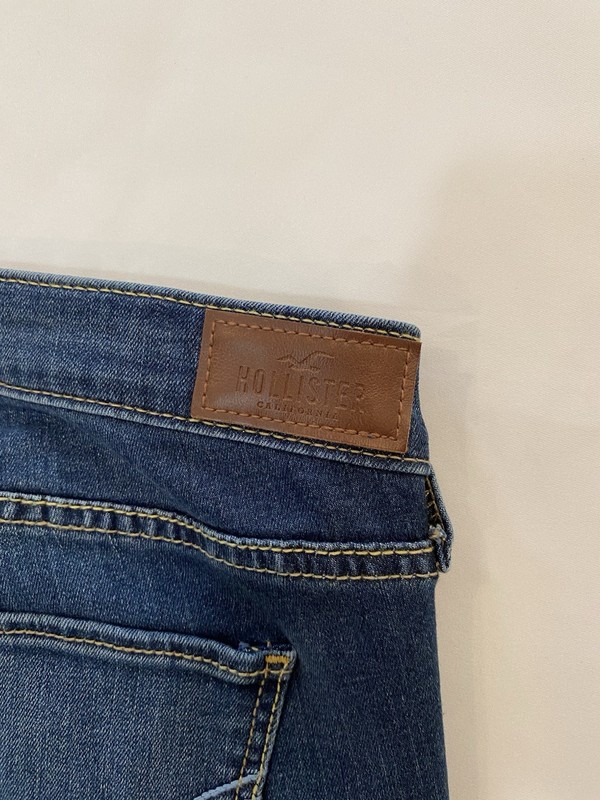 Hollister Women’s Jeans Curvy Low-Rise Dark Wash Super Skinny Size 5S (W27 L28) gallery