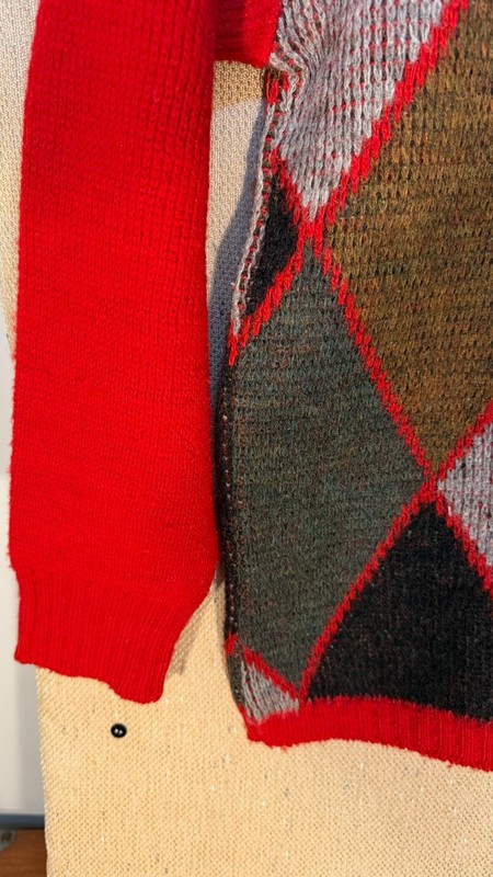 Vintage 1970s Brentwood Hopscotch Mirapaca Wool Alpaca Argyle V-Neck Sweater Men gallery