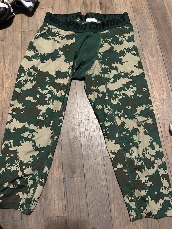 Nike Pro Combat boys L Green/Beige Camo Compression Leggings Gym Poly/Spandex