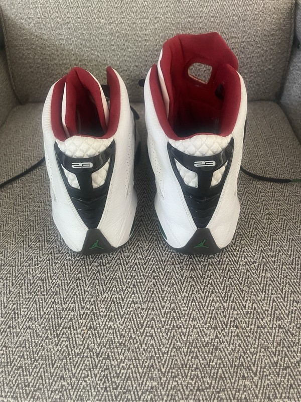 Jordan Men’s Mid Top Athletic Sneakers Lace-Up Colorblock White/Black/Red