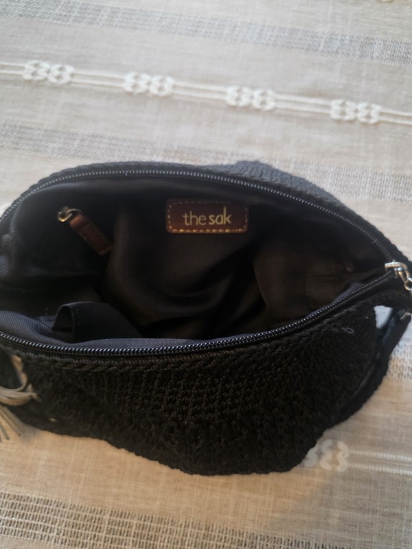 The Sak Black Zip Shoulder Bag Purse w/ Tassel Charm Lined Pockets Silver gallery