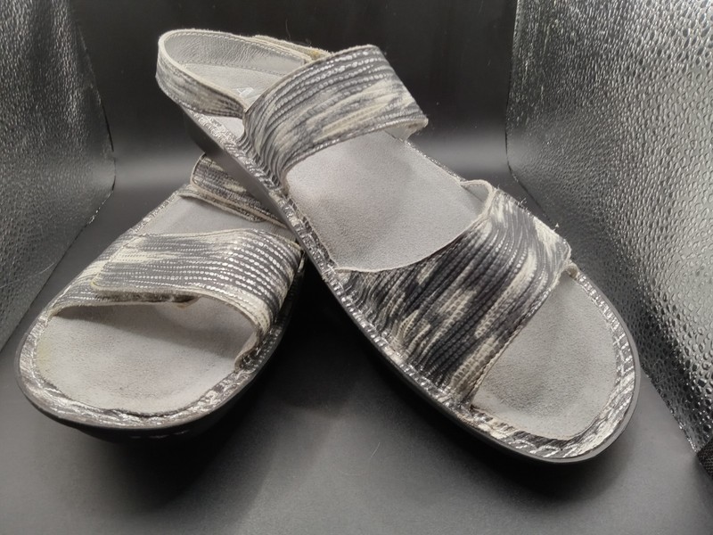 Sz 41 / 10 Alegria Verona Silver Black White Metallic Leather Comfort Sandals gallery