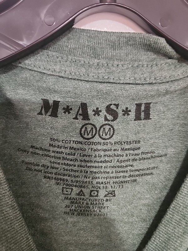 New Mash 4077th TV Show Movie Logo Gap Mens Medium Drama Comedy Tee gallery