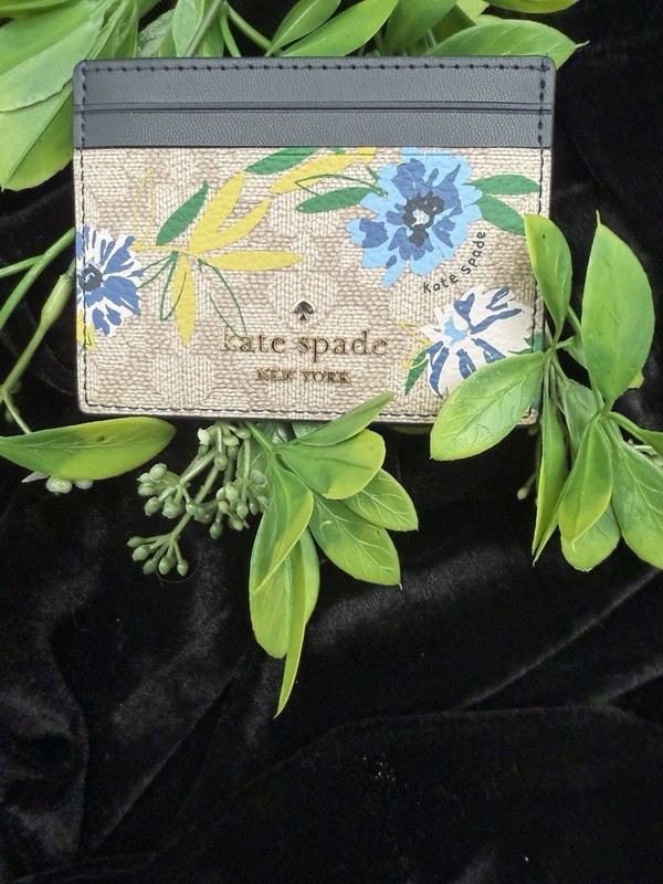 Kate Spade Madison Floral Small Slim Card Holder / Cream Multi/NWT