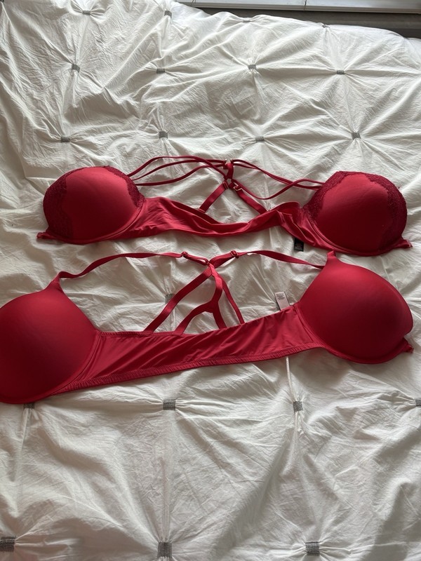 Victoria's Secret Push-up Bra 34DD set of 2 ,Front Close ,Strappy Front Back Red gallery