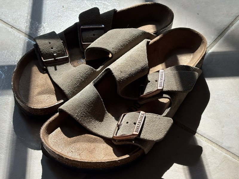Birkenstock Arizona Taupe Suede Slide Sandals Buckle Adjustable Strap US 5.5