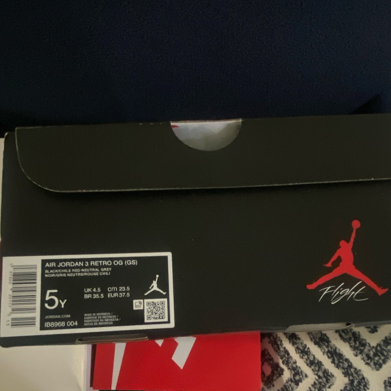 Jordan Air Jordan 3 Retro OG (GS) 5Y Leather Low Top Sneaker IB8968-004