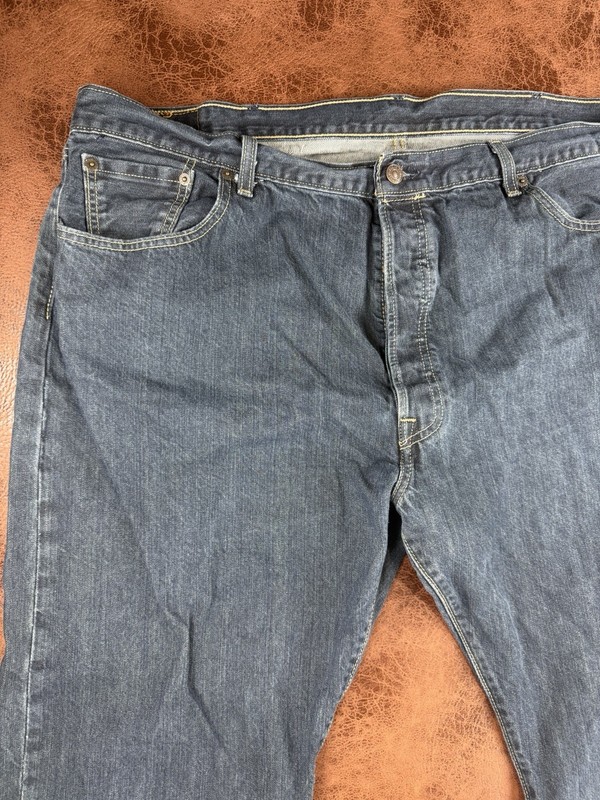 Levis 501 Jeans Mens 44x32 Blue Light Wash Straight Denim Button Fly Cotton gallery