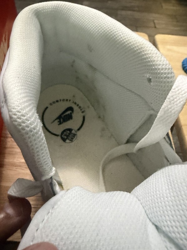 Nike Court Royale 2 Mid Men's Shoes 10.5 (small stain in one shoe) gallery