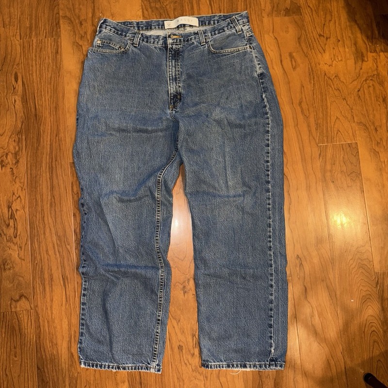 Authentic Jeanswear Women's Medium Wash Baggy Straight Mid Rise 5-Pocket Jeans gallery