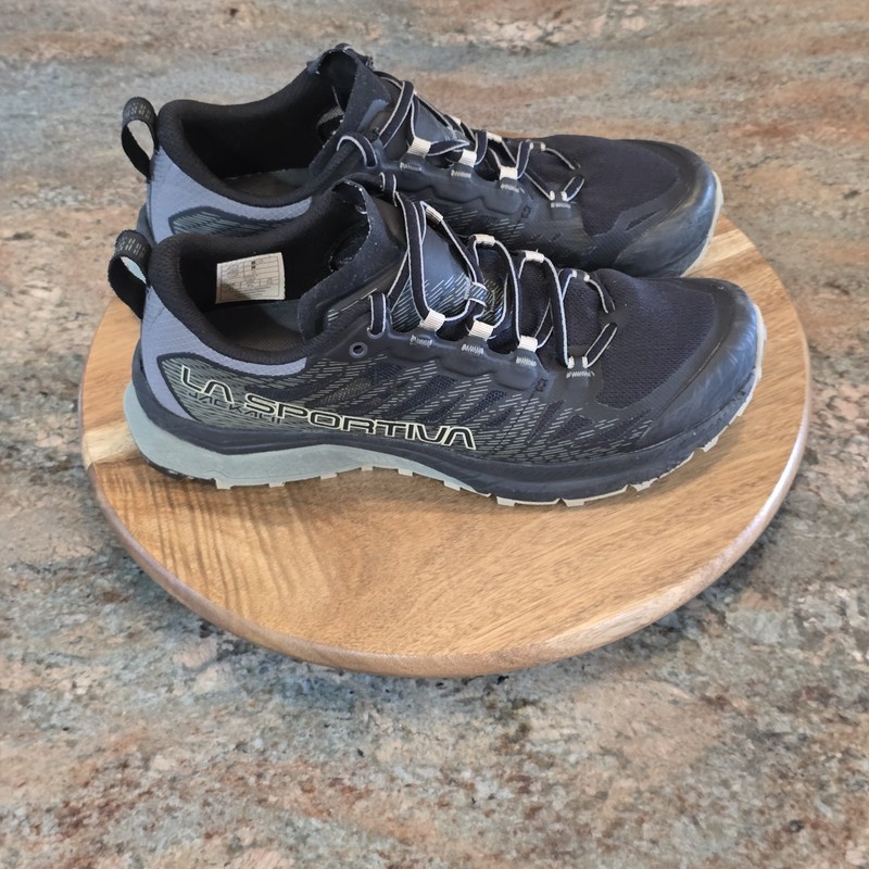 La Sportiva Jackal II Black – Mens Sz 8.5 – Athletic Trail Running Hiking Shoes