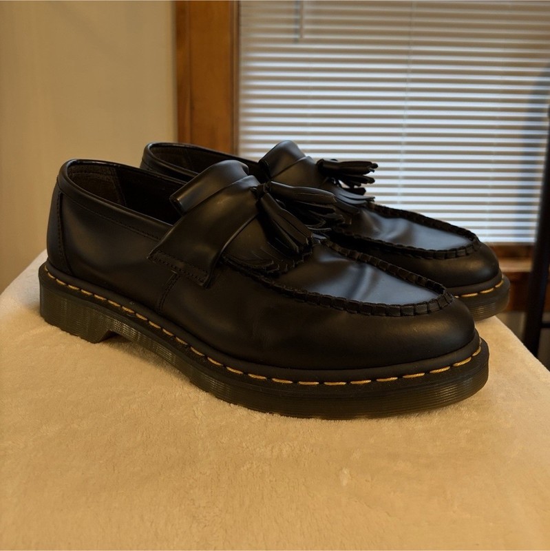 Dr Martens Men’s Black Leather Tassel Loafer Dress Shoes, Slip-On, US 11
