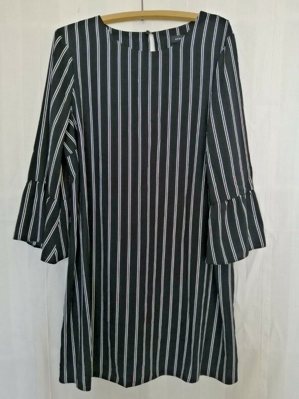 New Look Black and White Pin Strip Loose Dress Puff Sleeve Size 16