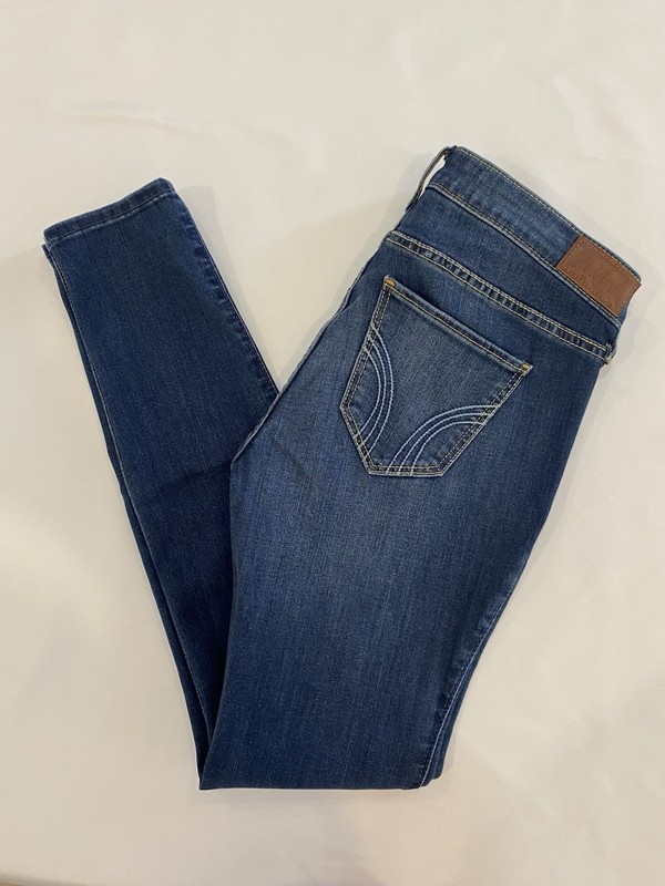 Hollister Women’s Jeans Curvy Low-Rise Dark Wash Super Skinny Size 5S (W27 L28) gallery