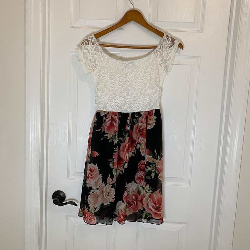 Papaya Women's Floral  Dress Sz Small D0015 gallery