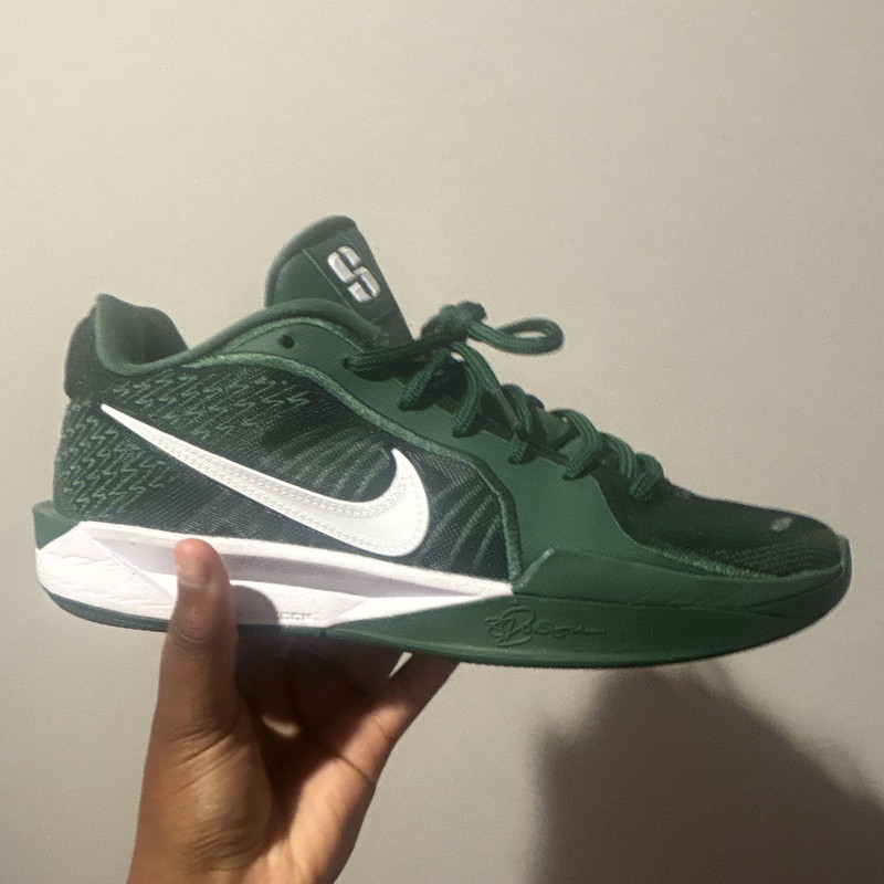 Nike Sabrina 1 Men’s Green/White Low Top Lace-Up Basketball Sneaker