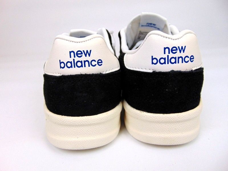 New Balance CRT300O2 Casual Court Sneaker Kids Lace Up Size 4.0 K, Black Leather gallery