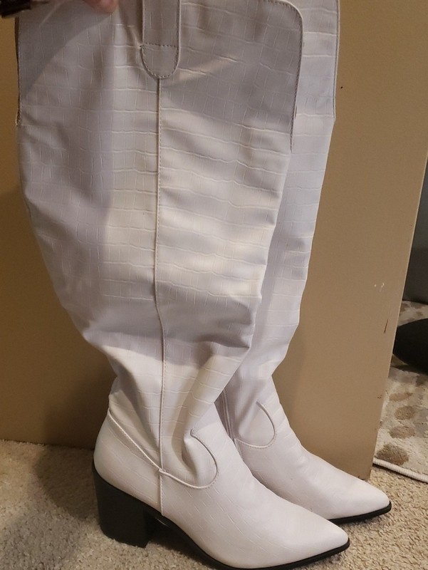 Bone White XWC 9 Women’s Knee-High Faux Croc Western Boots