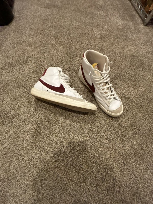 Nike Blazer Mid ’77 Vintage White Team Red