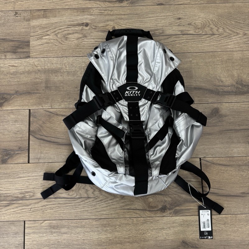 Kith x Oakley Icon RC Backpack Silver Reflective Tactical Streetwear Bag