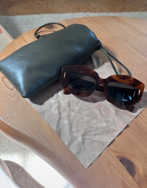 Loewe sunglasses tortoise oversized designer sunglasses like new