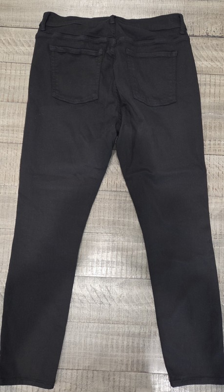 Madison Women’s Pants Regular Size M Black Solid Pattern 14/32 gallery