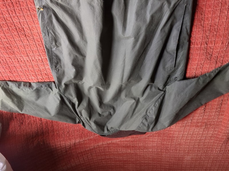 Barbour Classic Beaufort Green Men's Waxed Jacket, Size L/XL gallery