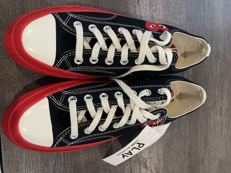 CDG PLAY X CONVERSE RED SOLE BLACK LOW TOP SNEAKERS