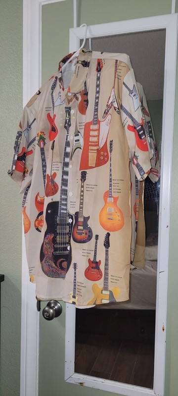 Gibson Guitars Shirt Mens XXL 2XL Black Button Up All Over Guitar Print Novelty gallery