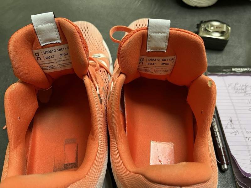 On Cloud Running Shoes Sneakers Men's Size 12 Coral Orange gallery