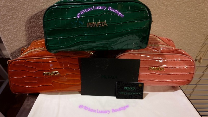 Privata Travel Bag Tote Handbag Pink,Green, Orange Vibrant Summer Colorful
