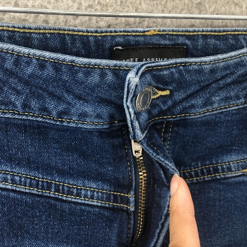 Free Assembly Straight Jeans Womens 18 (actual 36x26.5) Blue Denim High Rise gallery