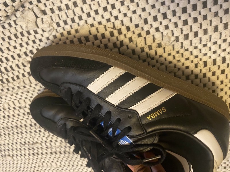 adidas Samba OG Men’s Low Top Lace-Up Sneaker Black Gum B75807 2018
