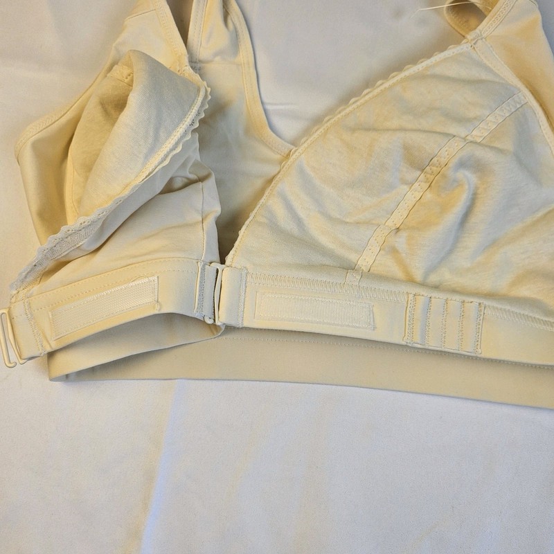 EaseBlooming Womens Ivory Front Close Wrap Style Wirefree Bra Size XL New gallery
