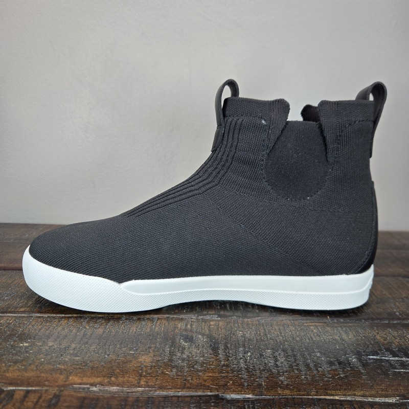 Vessi Weekend Chelsea Womens Size 10 Waterproof Shoes Asphalt Black White gallery