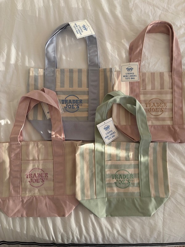 Trader Joe’s Mini Pastel Stripe Canvas Tote Bag Limited Edition Set Of 4