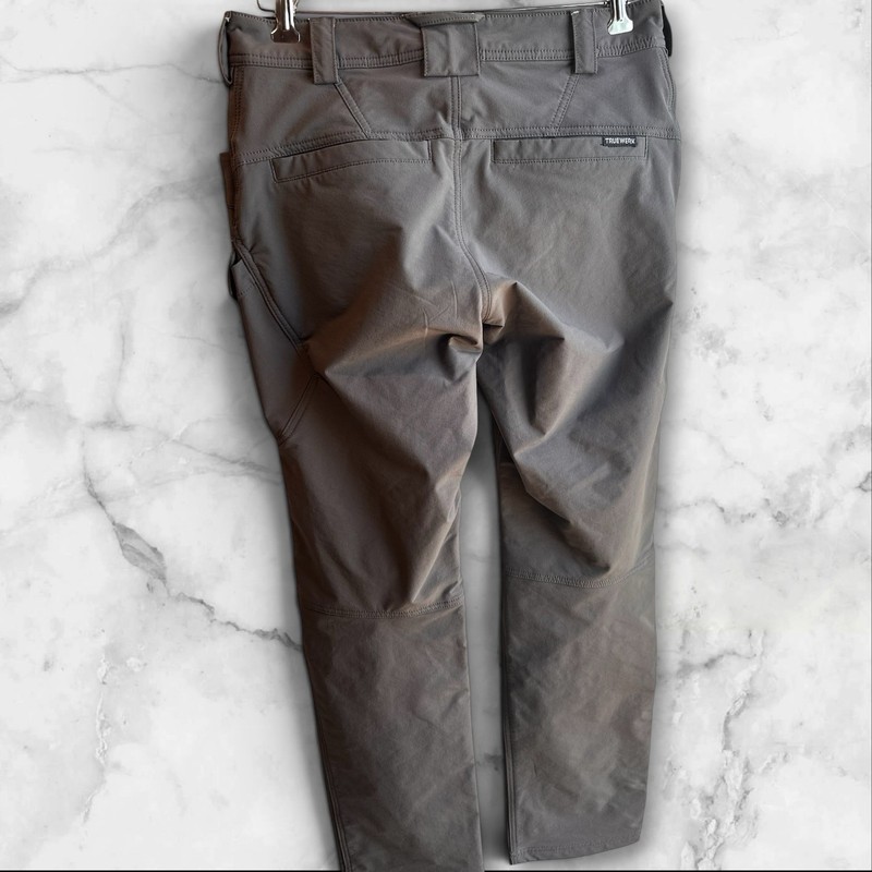 Truewerk T2 Werkpants Mens 34/33 Gray Water Resistant Pants Softshell gallery