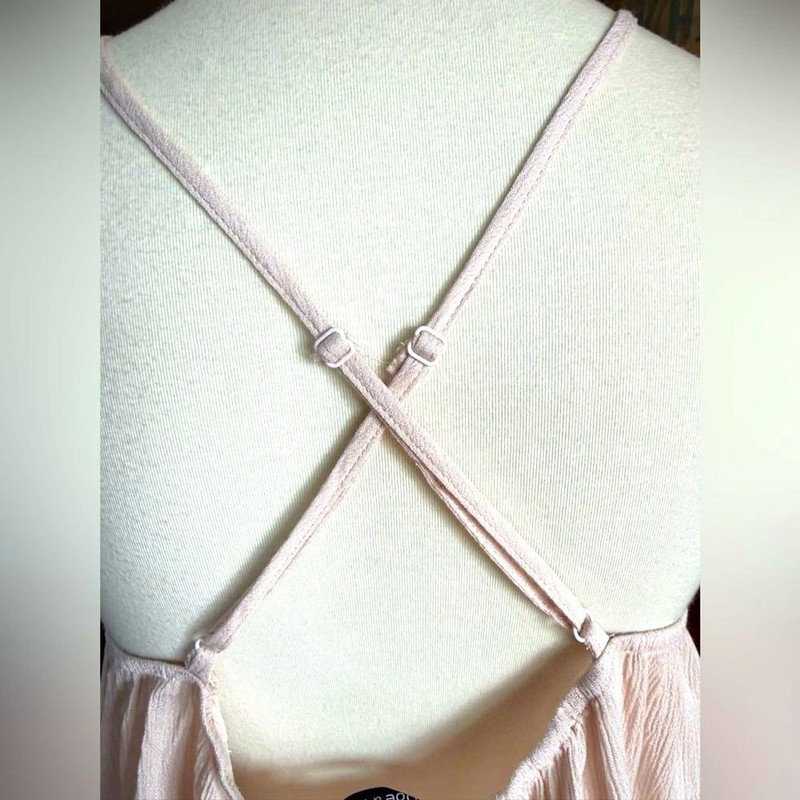 NWT Doe & Rae Blush Pink Crochet Detail Cami Top sz LG gallery