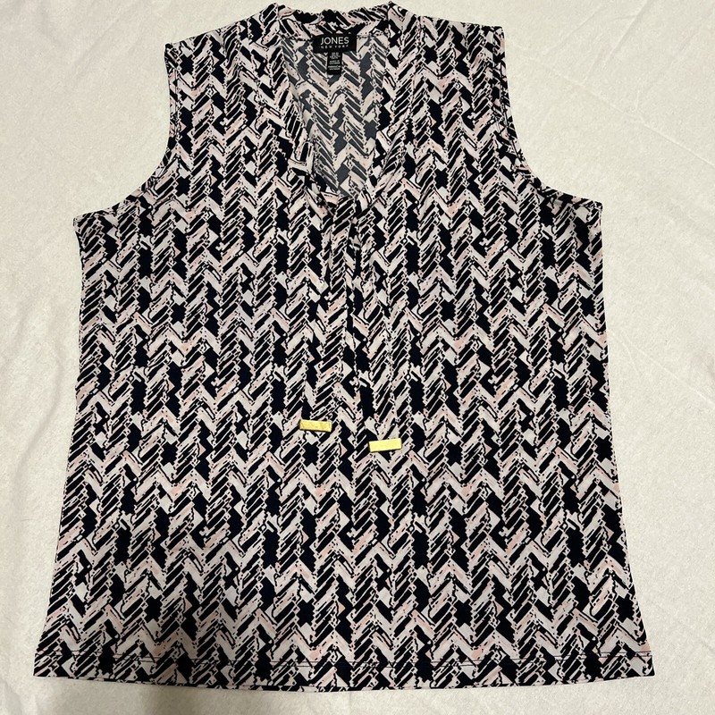 Jones New York blouse Size M Black And Pink Sleeveless Casual Dressy Office