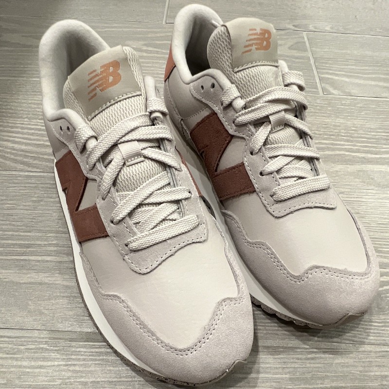 New Balance 237 Women’s Running Sneaker White/Pink Lace-Up Suede Mesh W 8 Shoe