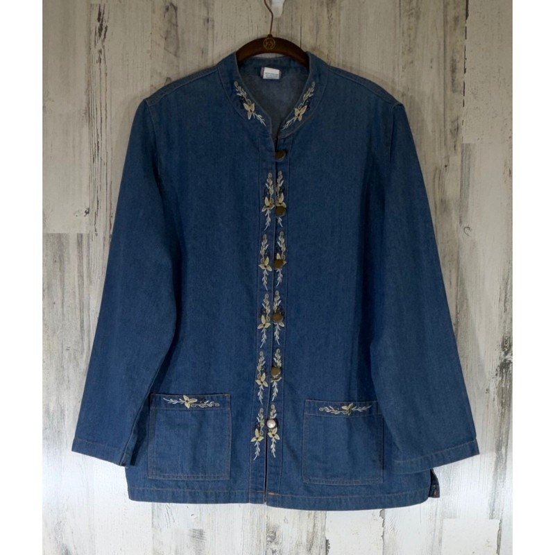 Tudor Court Button Up Denim Jacket Large Embroidered Floral Boho Rustic Country