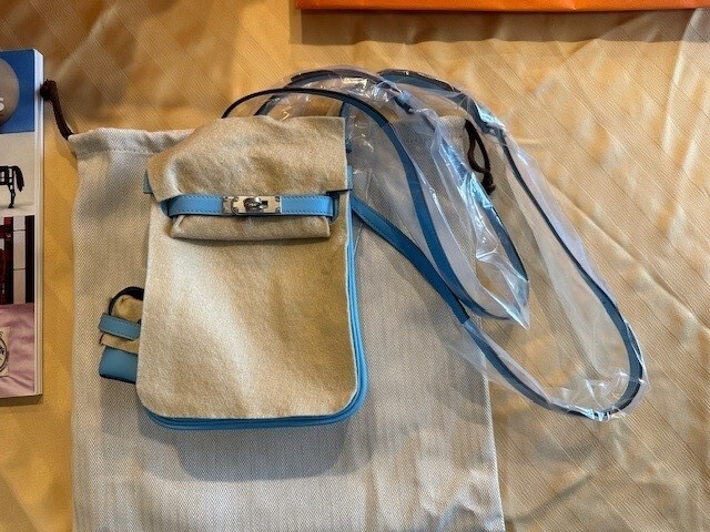 Hermes Kelly Jump Celeste Blue Swift Leather (Brand New in Box - Full Set) gallery