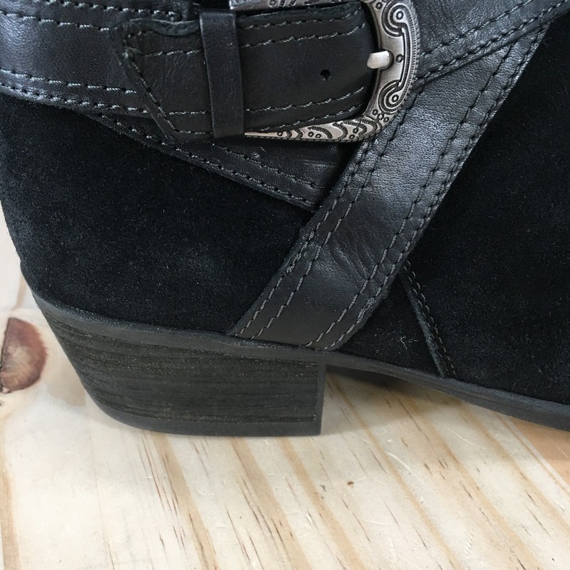 Earth Boots Womens 9 M Peak Porter Casual Side Zip Ankle Bootie Black Suede gallery