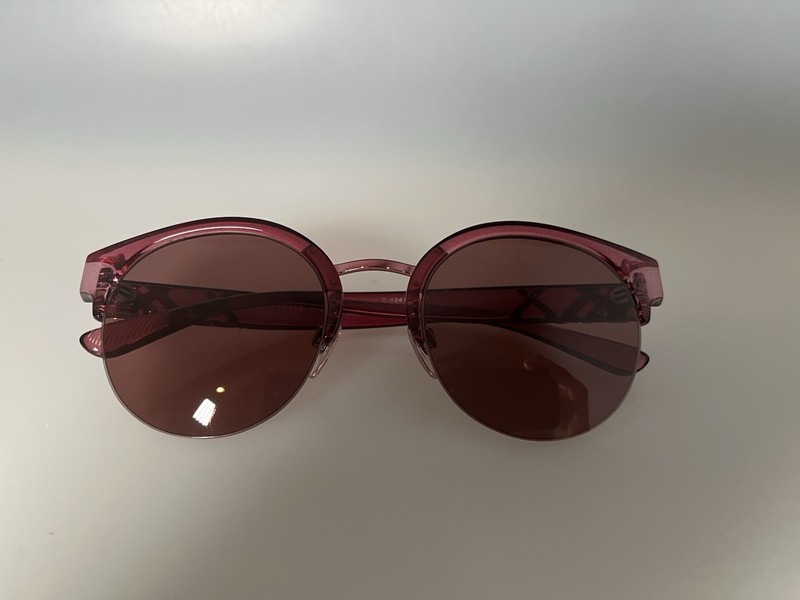 Authentic Burberry B4241 3675/75 52-22-140 Sunglasses gallery