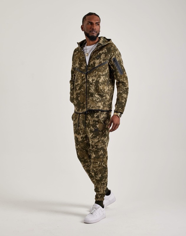 Nike Tech Fleece Windrunner Hoodie Green Camo HV5055-276 $145 Men's Medium ACG gallery
