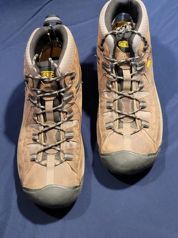 New Keen Targhee ll Mid Men's Hiking Boots Size 11.5 Wide Brown gallery