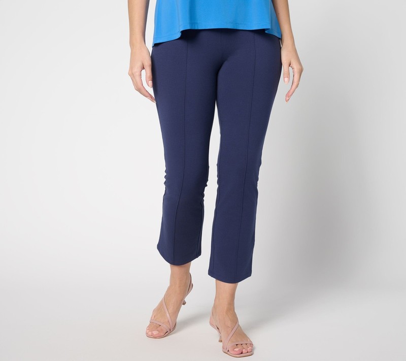 Women with Control Petite Tummy Control 86/14 Straight Leg Crop Pants Navy M New