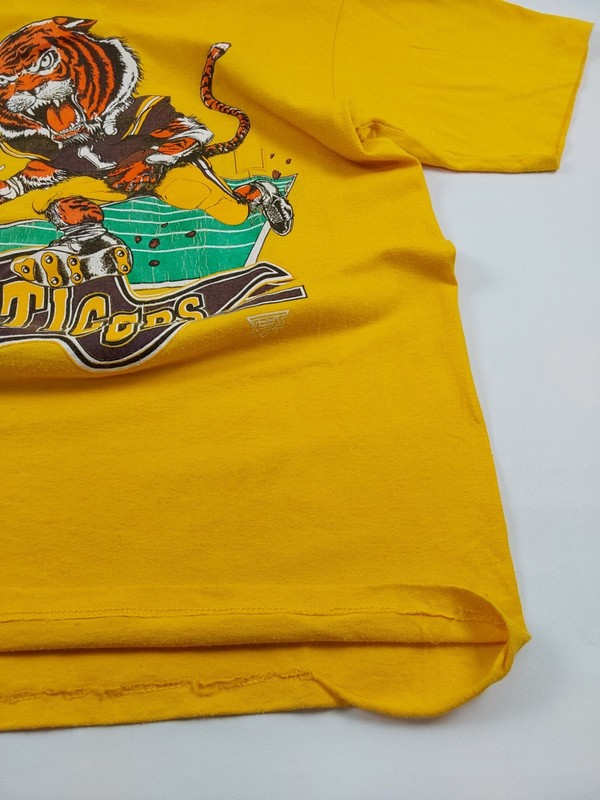 Vintage LSU Tigers College Football Men's Shirt Size XL gallery
